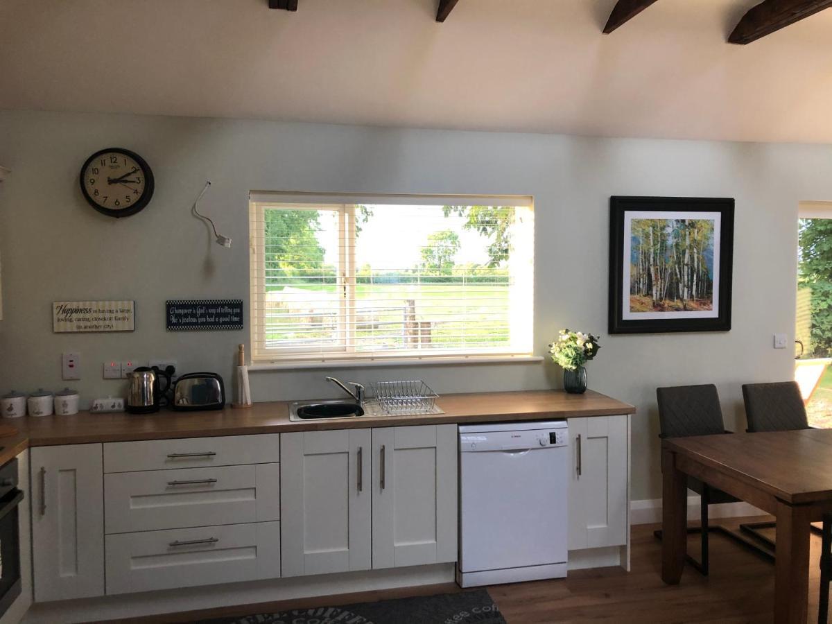 Knockreagh Farm Cottages, Callan, キルケニー エクステリア 写真
